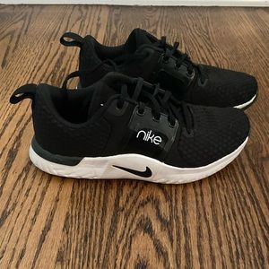 Black Nike Cross Trainers